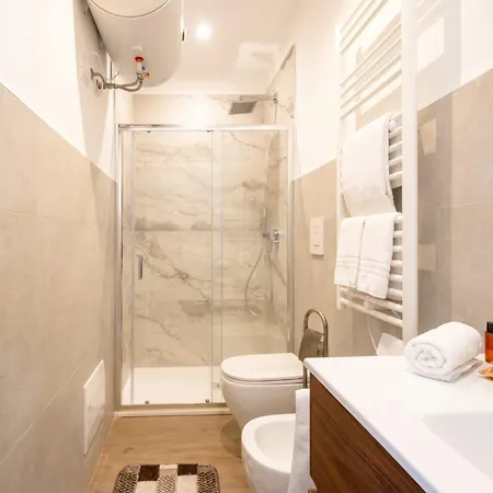 Lucia Italian Apart-hotel Bari