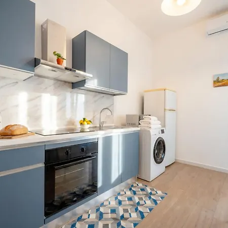 Lucia Italian Apart-hotel Bari
