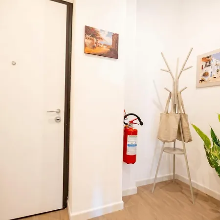 Lucia Italian Apart-hotel